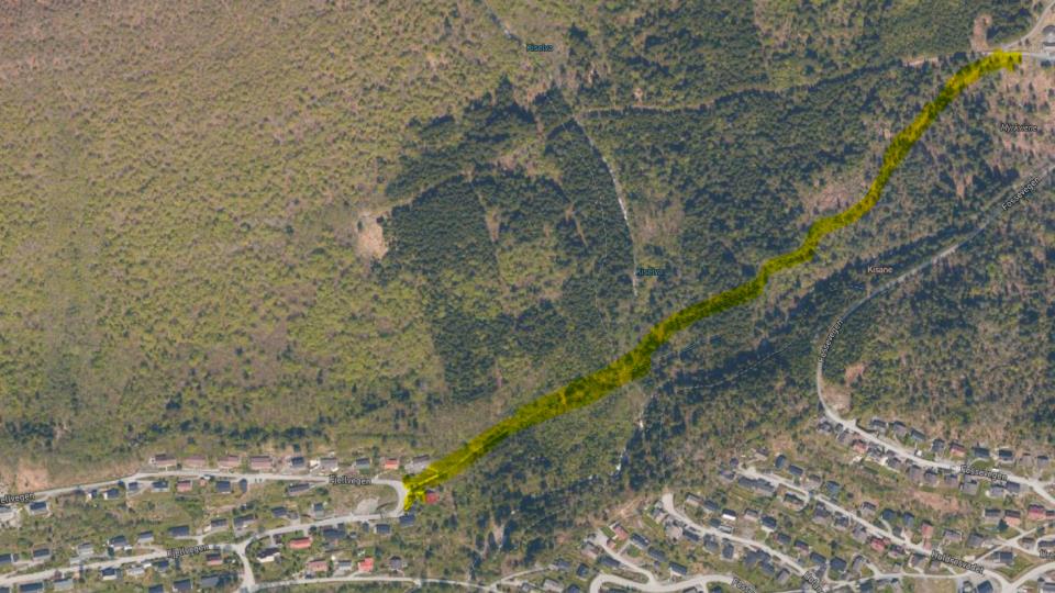 Lenkje til artikkel: Stengt traktorveg mellom Fjellvegen og Vårsetra 