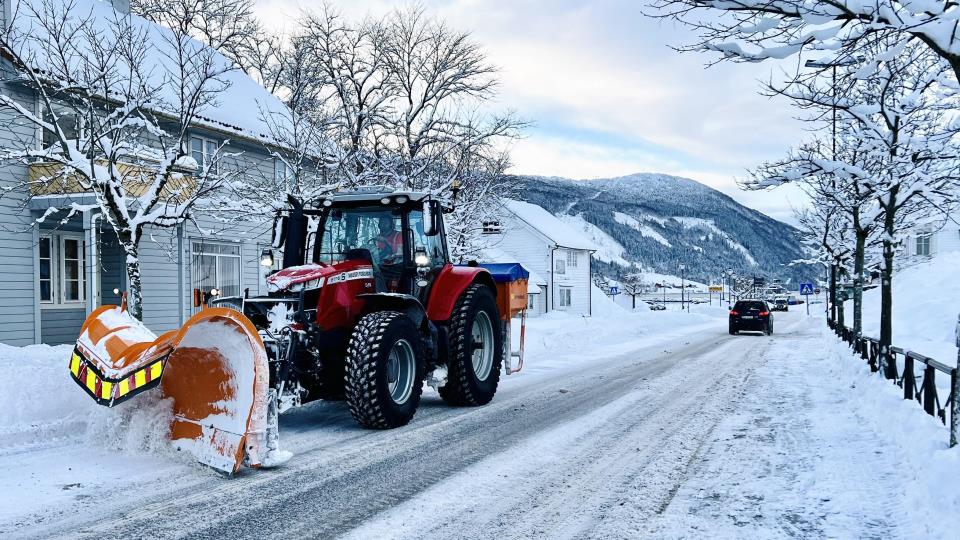 Lenkje til artikkel: Anbodskonkurranse for brøyting og strøing Stad kommune  - frist 20. august