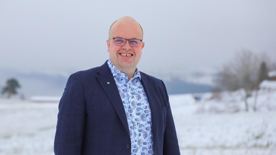 Lenkje til artikkel: Stad-ordførar Sigurd Reksnes er død